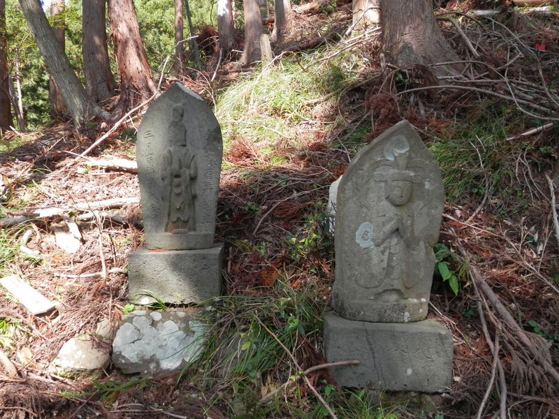 馬頭観音が多い高松山