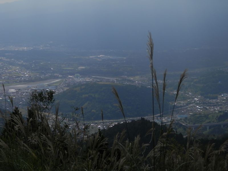 南方、真下に、あの丸山が