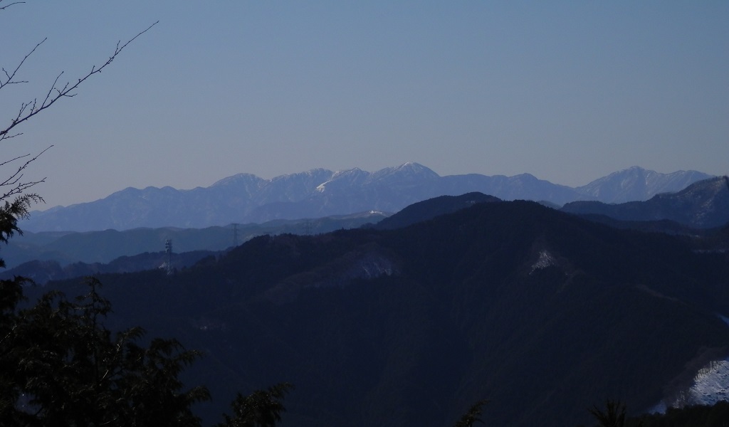 高水山より、丹沢を望む