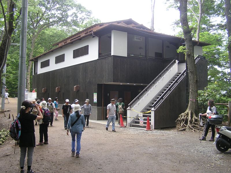 １号路にできたきれいなトイレ