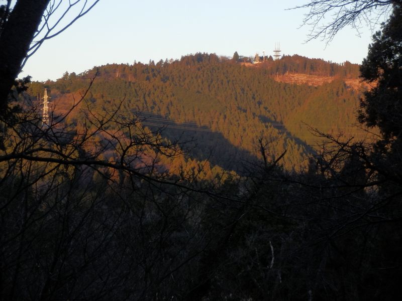 行く手の小仏城山