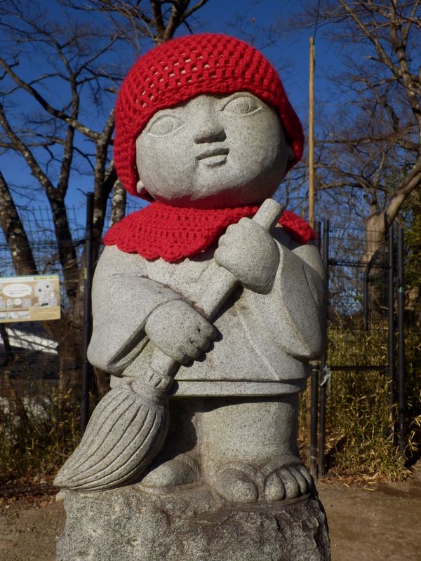 妖怪っぽい、お掃除小僧