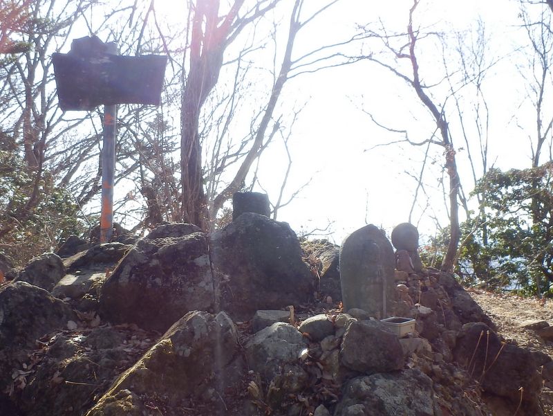 仏果山の山頂広場