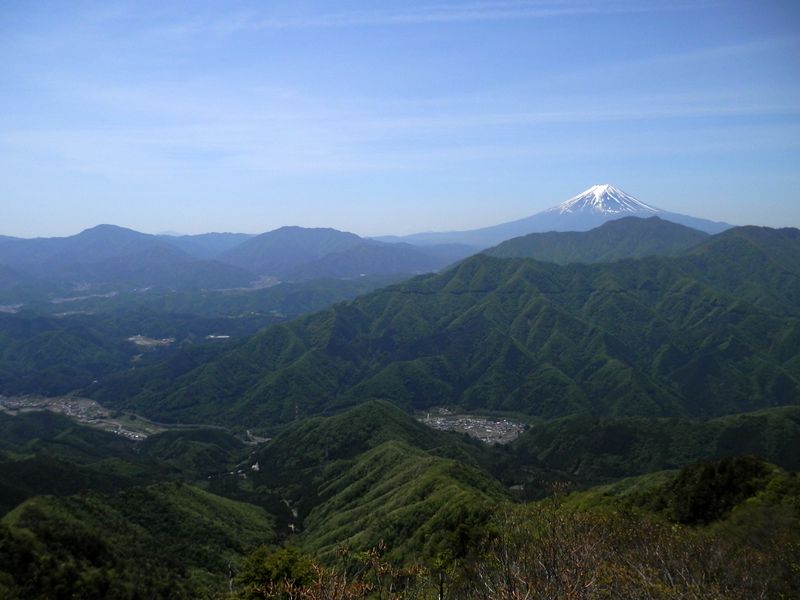 滝子山の主峰に到着