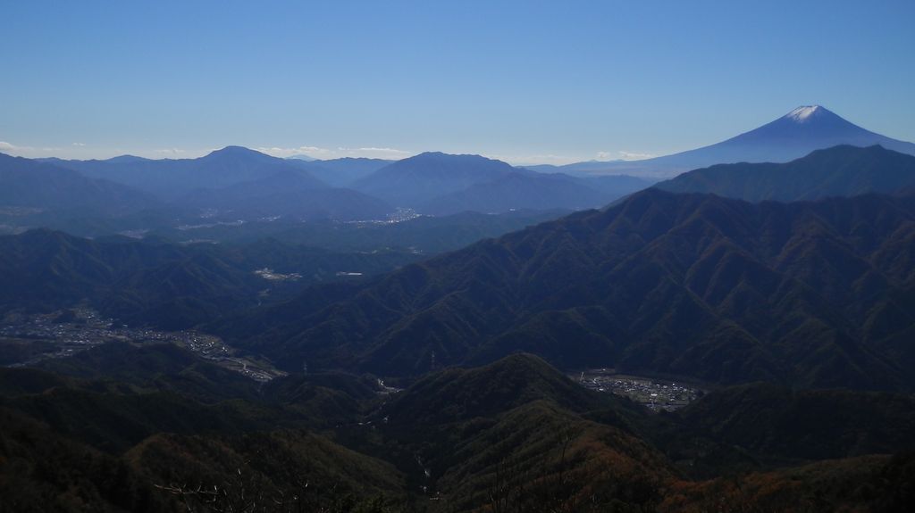 滝子山主峰に到着