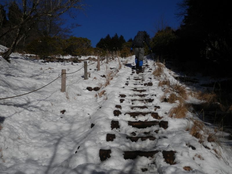 まもなく萱場平