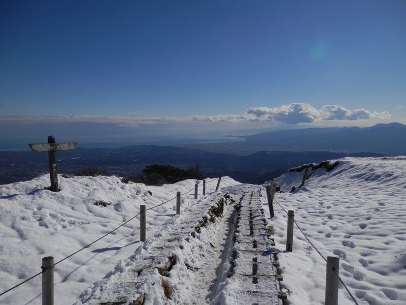 花立より、伊豆半島を望む