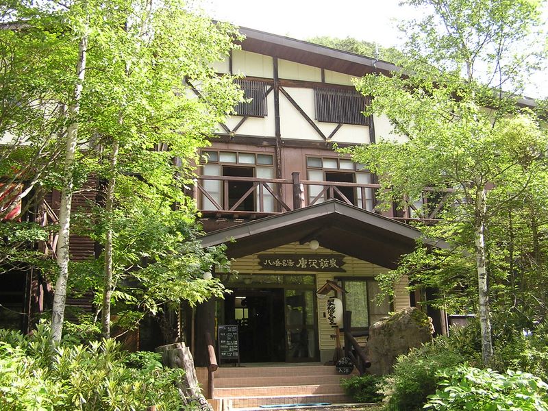 天狗岳 -- 唐沢鉱泉