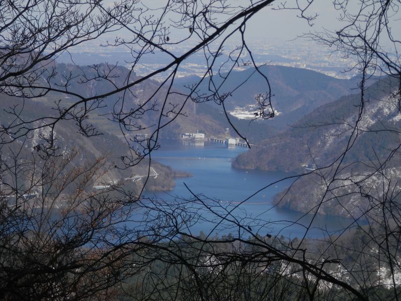 宮ヶ瀬ダムズームイン