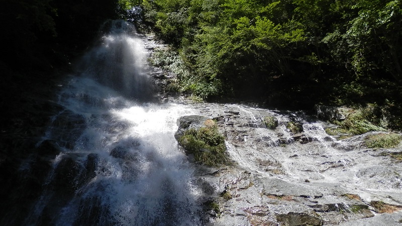 畦ヶ丸と滝めぐり