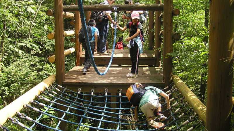 三頭山のフィールドアスレチックス