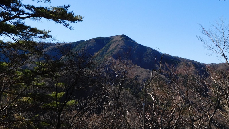 風巻ノ頭より望む焼山