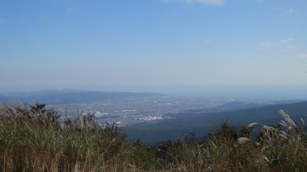 矢倉岳より、相模湾を望む