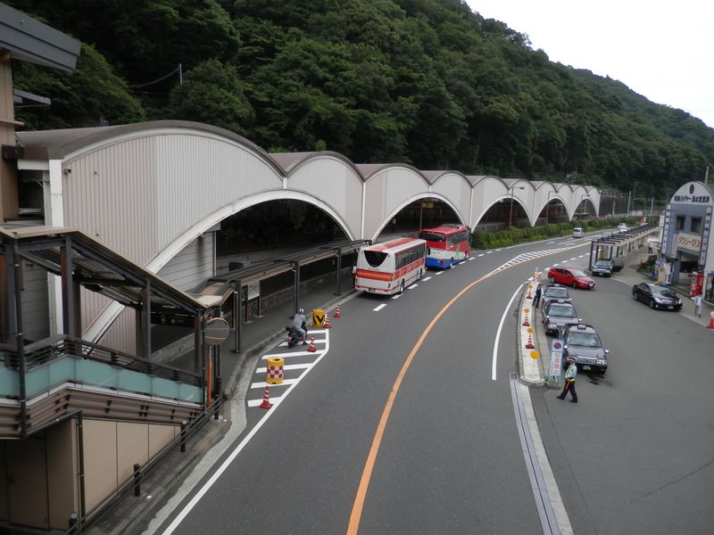 箱根湯本駅に到着